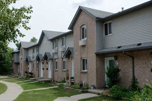 220 Ingersoll ST N Unit #100