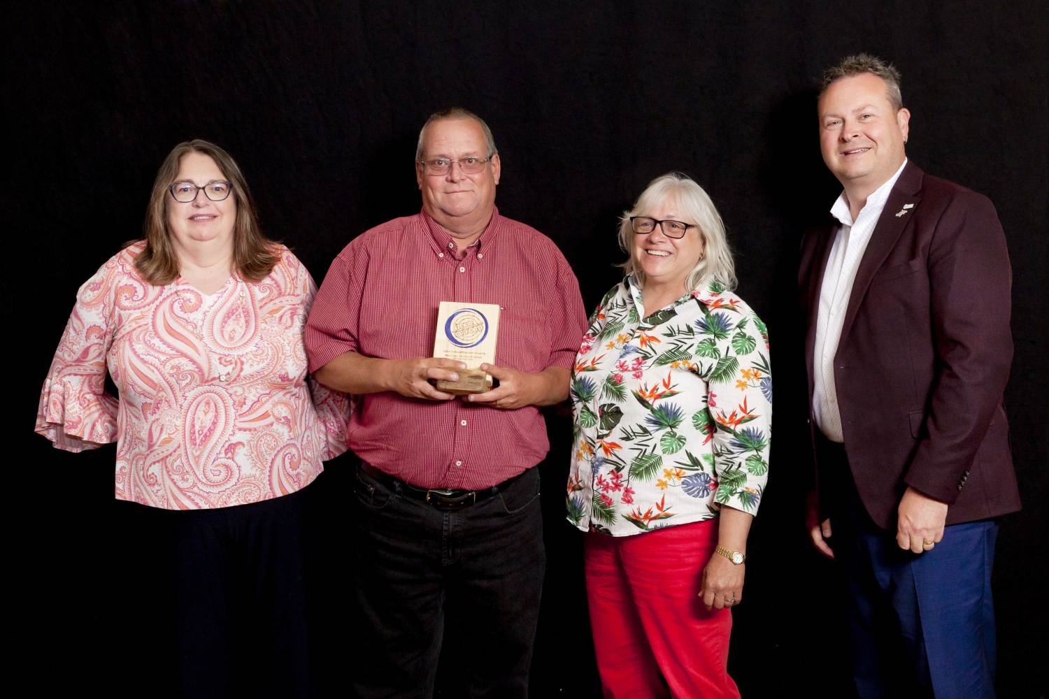Orange Door Acres receiving an Oxford Tourism Award